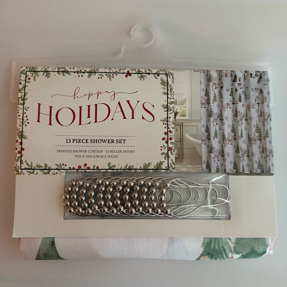 Festive nwt Holiday Shower Curtain Set Christmas scene Santa and trees